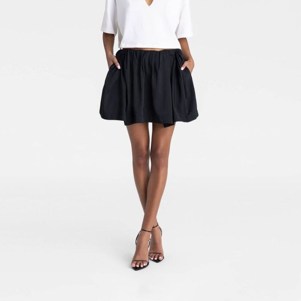 Women's Black Bubble Skort with Elastic Waist and Pockets
